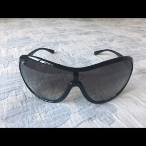 Ray-ban unisex sunglasses
